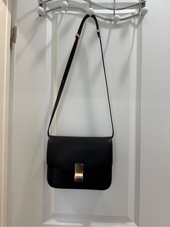 Handbags - Classic Black Leather Crossbody Shoulder Bag